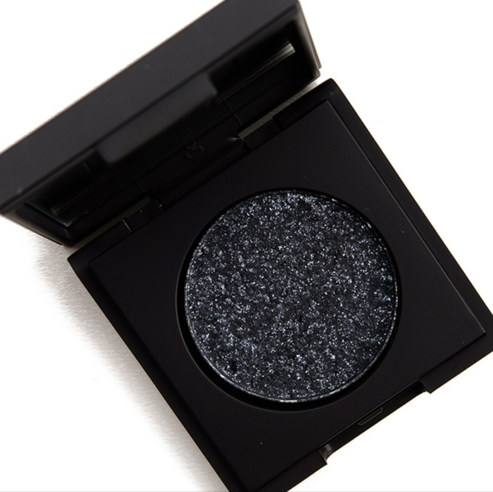 Dose of Colors: Block Party Single Shadows- I Need Space